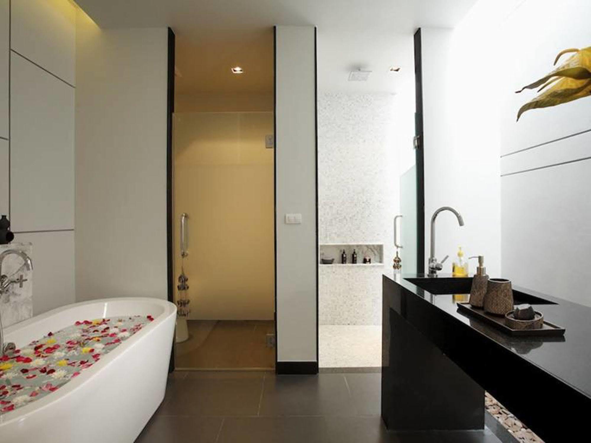 Wings Phuket Villa By Two Villas Holiday Bagian luar foto